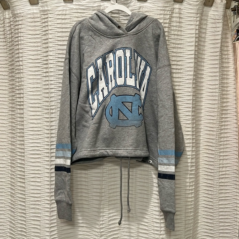 Cropped hoodie